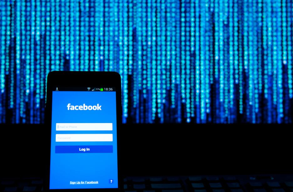 Важно! Как да разберете дали данните ви са откраднати от Cambridge Analytica
