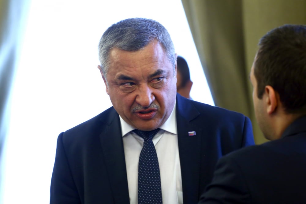 Вицепремиерът Симеонов се оказа наследник на активни борци