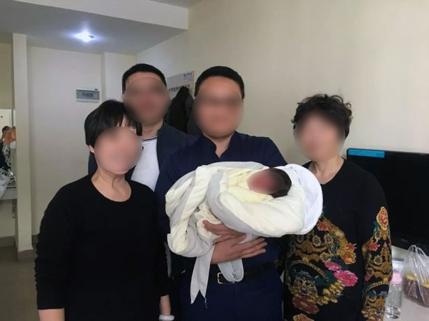 Чудо! Бебе се роди 4 години след смъртта на родителите си