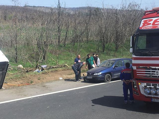 Първи СНИМКИ отблизо на реното, превърнало в ковчег автобуса на АМ "Тракия"