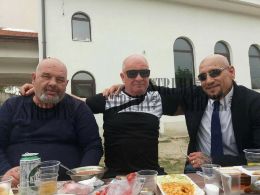  Легендарен герой от ъндърграунда излезе от затвора, разпуска здраво със старите авери (СНИМКА)