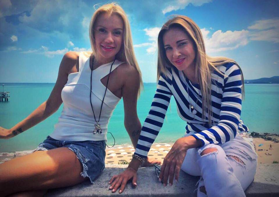 Алекс Раева се отдаде на любимата си страст на Малдивите (СНИМКИ)
