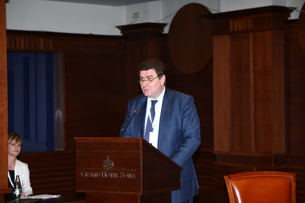 Валентин Златев разви подробно идеята си за Закон за горивата