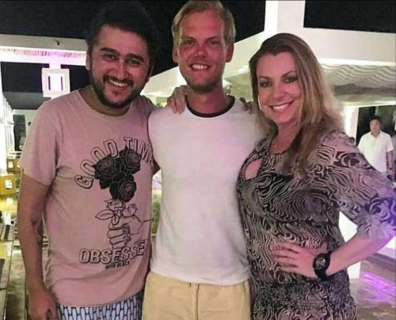 Това е последната СНИМКА на Avicii преди смъртта му (ВИДЕО)