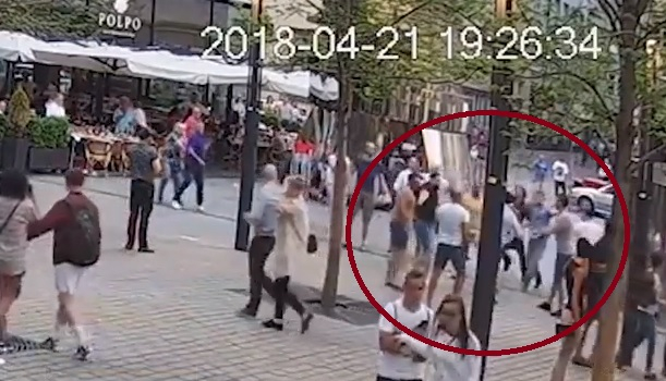 Появи се ВИДЕО от кървавия бой с бежанци в центъра на Прага 
