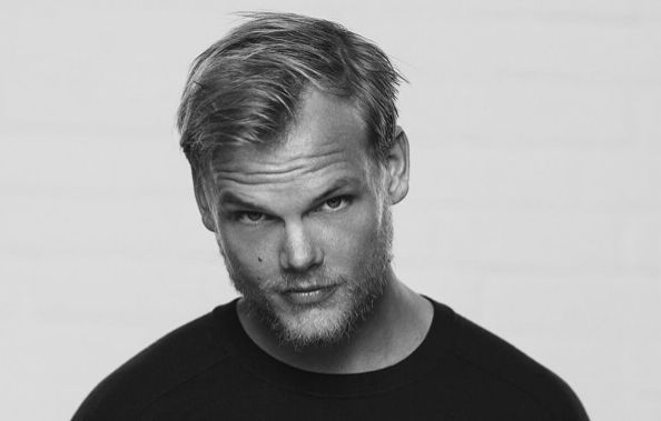 Нова СНИМКА разкрива какво е правил световноизвестният диджей Avicii ден преди да го открият мъртъв в курорт в Оман 