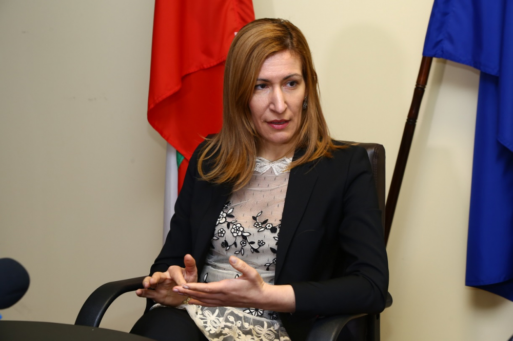 Министър Ангелкова  ексклузивно пред БЛИЦ TV за новите промени в Слънчев бряг! Какво ще се случва в най-хитовия ни морски курорт?