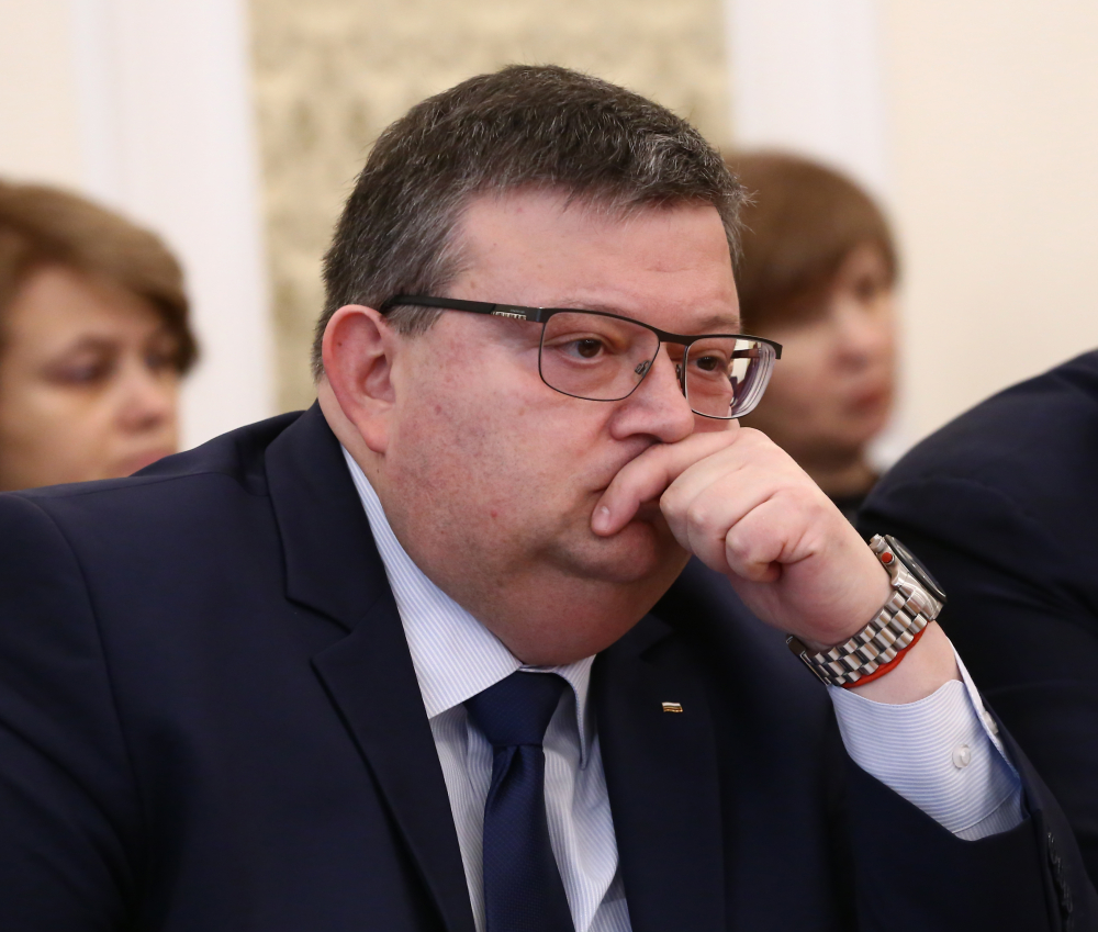 Цацаров за ареста на Иванчева: Това не е румънски модел, а спазване на закона
