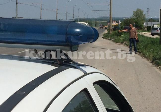 Наркозависим съвсем откачи, започна да регулира движението във Враца (СНИМКИ)