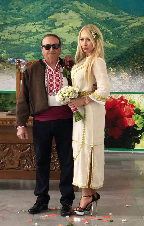 Чеченката, с лесбийско порно от "Фермата", направи нещо неочаквано! (СНИМКИ)