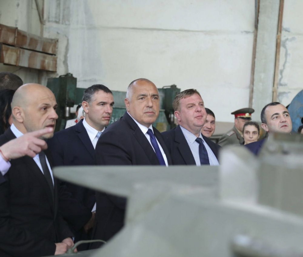 Борисов: При модернизирането на военна техника искаме да бъдат ангажирани българските учени и специалисти (СНИМКИ)