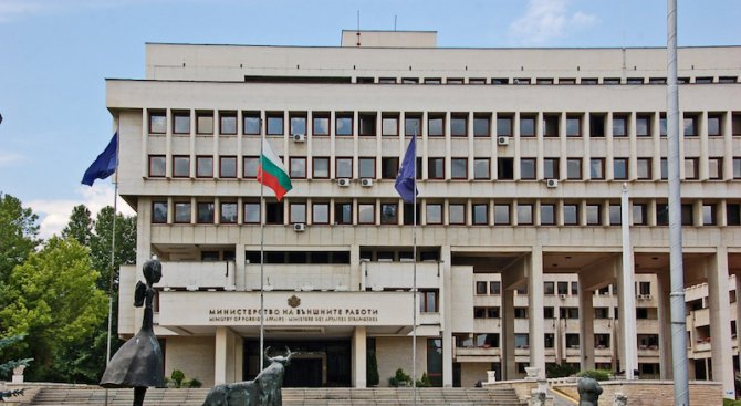 МВнР апелира българите: Не пътувайте до Армения!
