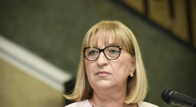 Цачева: Събраната информация за бягството от затвора доказва тежки нарушения 
