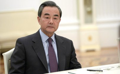 Китайският външен министър е на посещение в Северна Корея