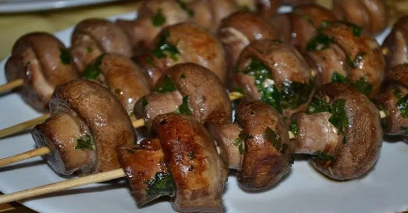Забравете за традиционния шиш, този е в пъти по-вкусен и може и в печката да се направи (СНИМКИ)