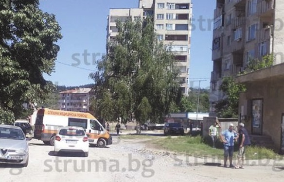 Пиян дупничанин алармира на 112, че ще се самоубива! Полицаи и лекари хукнаха, а накрая...