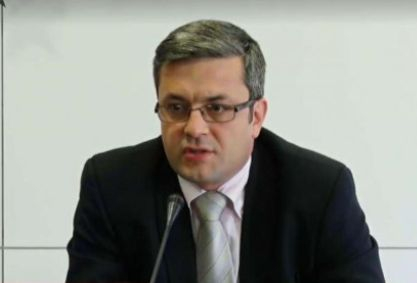 Нова порция искри прехвърчат между ГЕРБ и БСП 