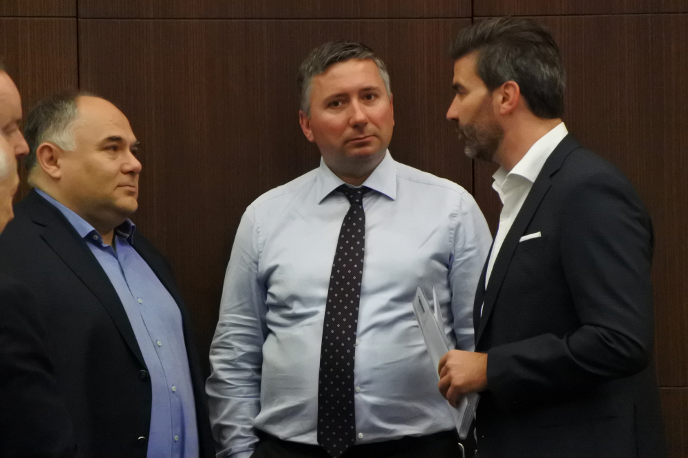 Прокопиев и сие мамят с имената на Доналд Туск и Румен Радев - двамата си нямат хал хабер (СНИМКИ)