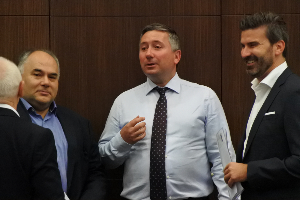 Прокопиев и сие мамят с имената на Доналд Туск и Румен Радев - двамата си нямат хал хабер (СНИМКИ)