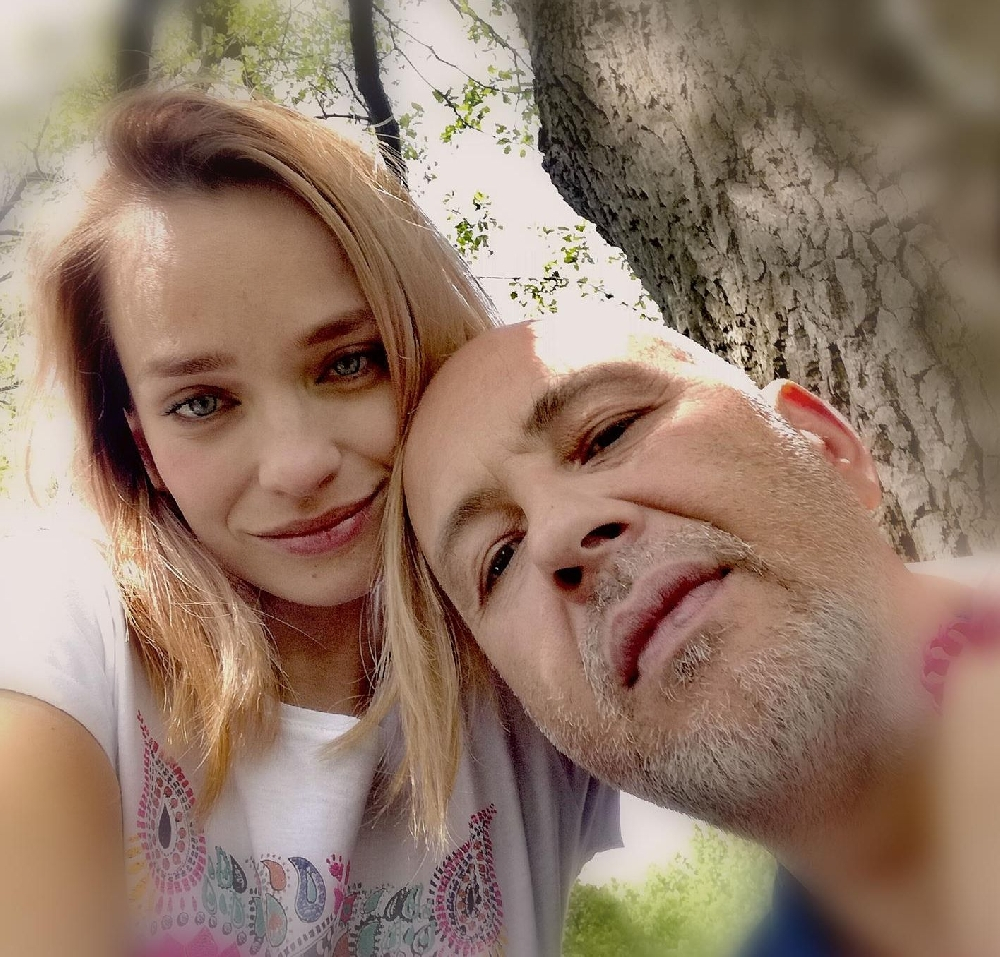 Тежко е! Лекарите забраниха секса на Милянкова