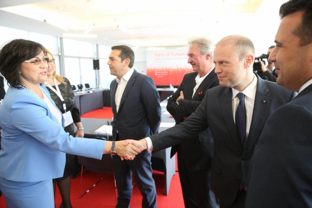 Корнелия Нинова ще постави въпроса за "Пакета за мобилност" пред левите правителствени лидери от Европа