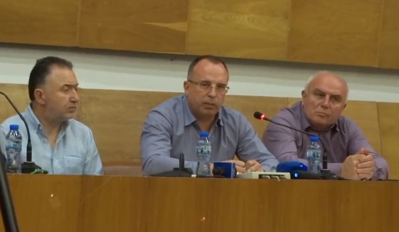 Заради протеста: Пишат Закон за розите, подпомагат спешно производители (ВИДЕО)