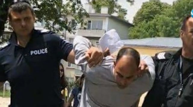 Педофилът Асенов карал хляб в още 15 училища, призинал за гнусната гавра с убийствено хладнокръвие 