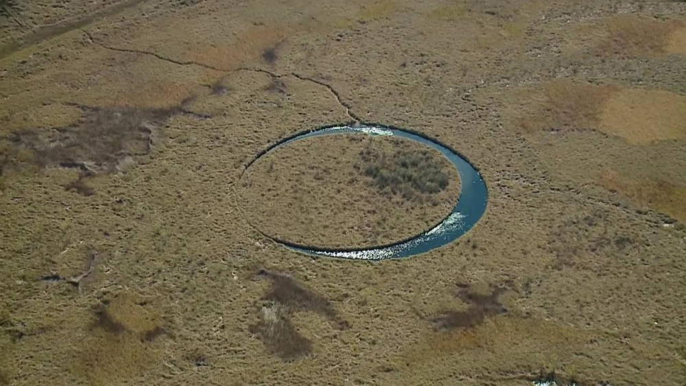 Сензациия! Уфолози откриха базата на НЛО на идеално кръгъл остров (СНИМКА)