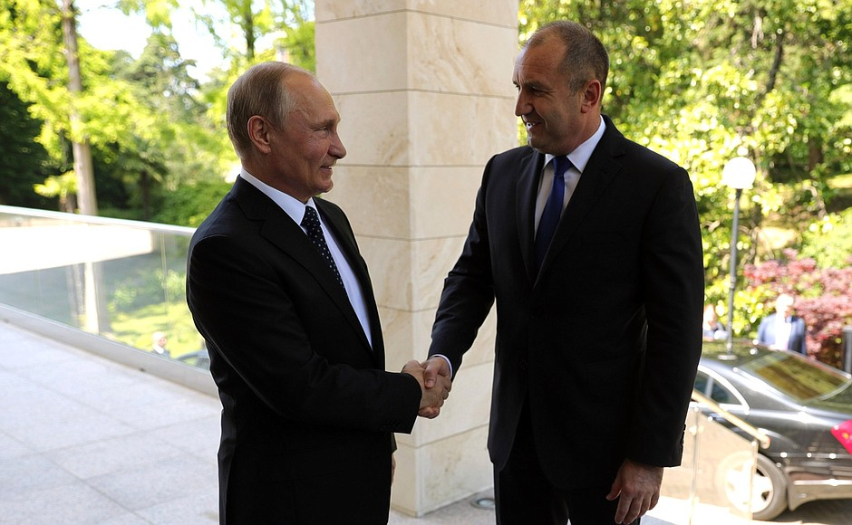Радев към Путин: Заедно отбелязваме една знакова годишнина (СНИМКИ)