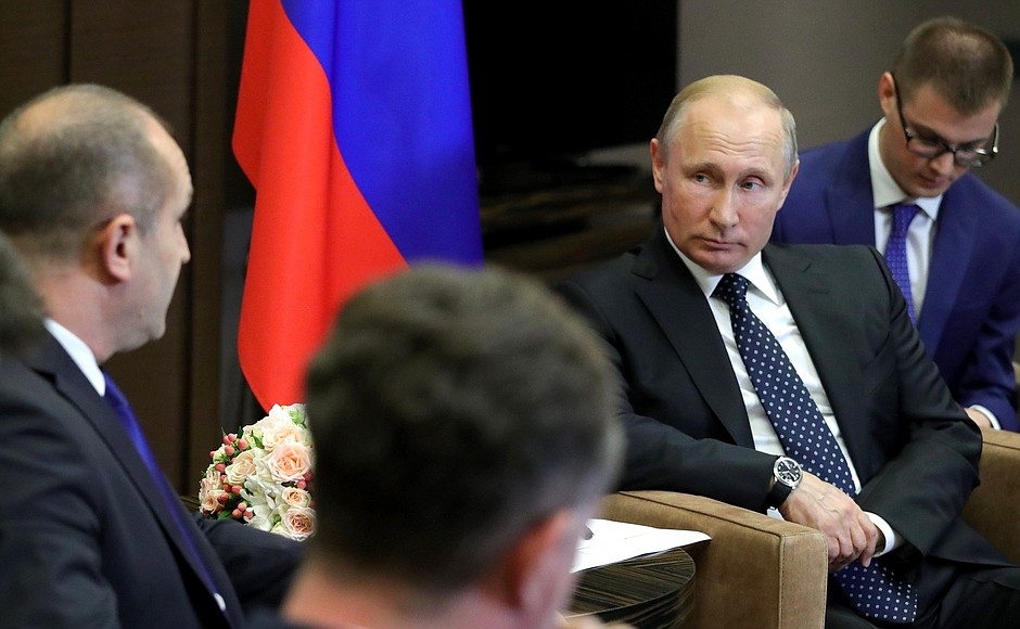Радев към Путин: Заедно отбелязваме една знакова годишнина (СНИМКИ)