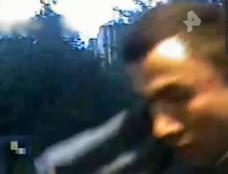 Зрелищно ВИДЕО! Бойни рускини наказаха нахален мургав сваляч с най-жестокото женско оръжие 
