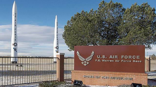 US военни дежурят дрогирани до междуконтинентални ядрени ракети Minuteman III