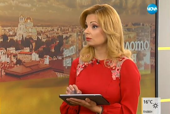 Аделина Радева нагорещи ефира със секси рокличка и нов партньор тази заран (СНИМКИ)