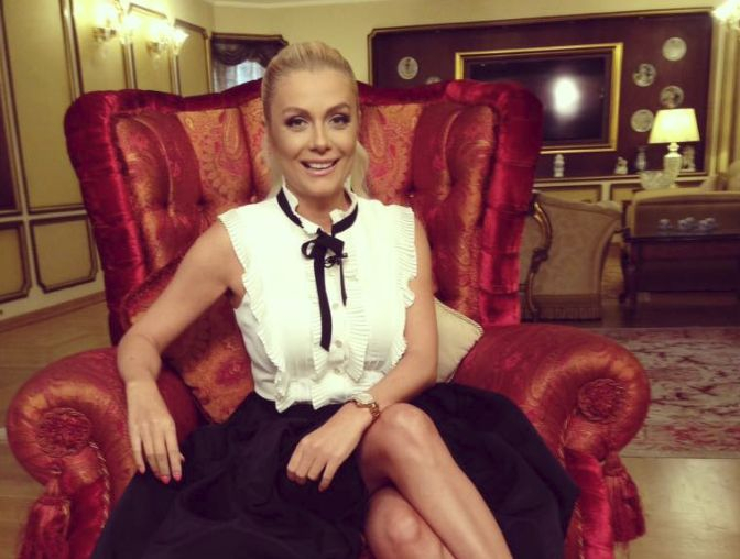 Венета Райкова подложена на страшен тормоз в мрежата! Блондинката заплашва да...