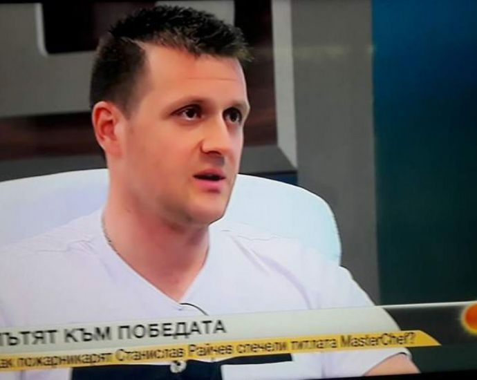 Огненият "Мастер шеф" Станислав от Бургас отива в кулинарното училище в Лондон, но няма да се откаже и от...