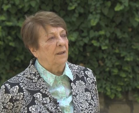 Племенницата на Вапцаров срази чалгарката Антонина: И червейчета дъвчат стиховете и куплетите му!