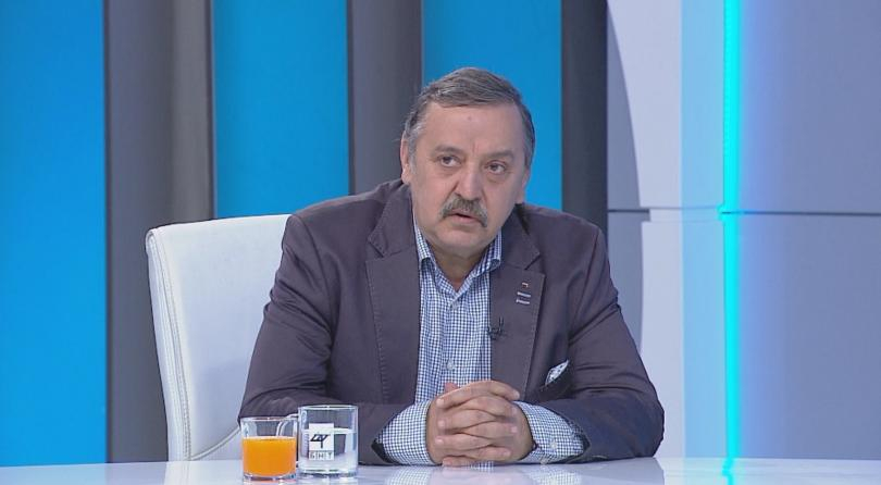 Проф. Кантарджиев обясни защо не трябва да водим деца под 1 годинка в Северна Гърция