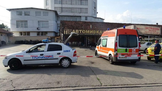 Още една кървава драма с труп на млад мъж тази заран! Този път в Благоевград