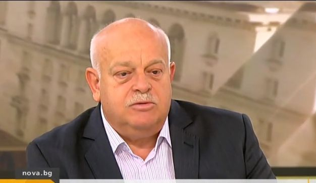 АПИ обяви къде ще се ремонтира по магистралите по време на отпускарския сезон (ВИДЕО)