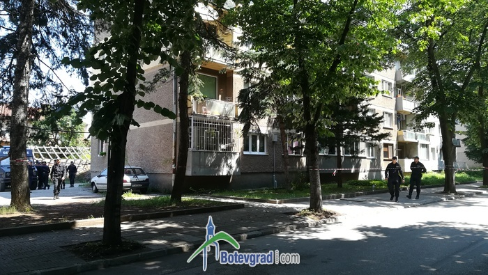 Евакуиран е цял блок в Ботевград след снощното убийство на Пелов (СНИМКИ)