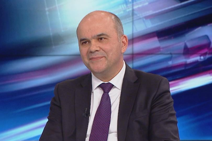 Министър Петков коментира отпадането на минималните осигурителни доходи