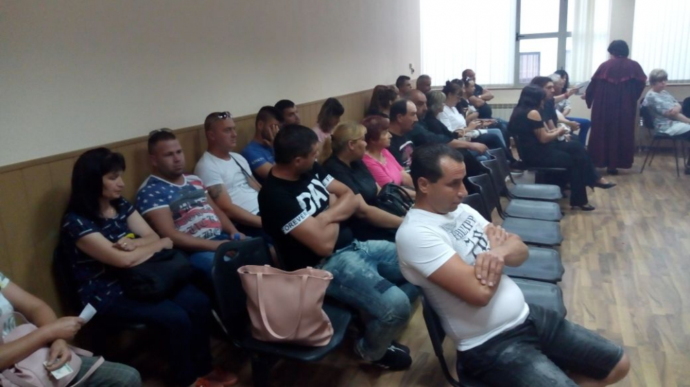 Убиецът на красивата Милена наглее в съда! Скочи на журналистите с тежки клетви (СНИМКИ)
