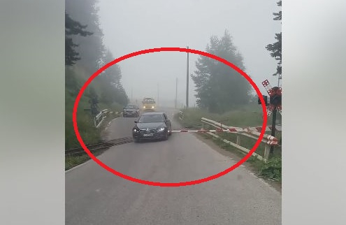 Първо в БЛИЦ! Джамбазки побесня заради това ВИДЕО и изкрещя: Кретенът зад волана да бъде пребит с тояги!  