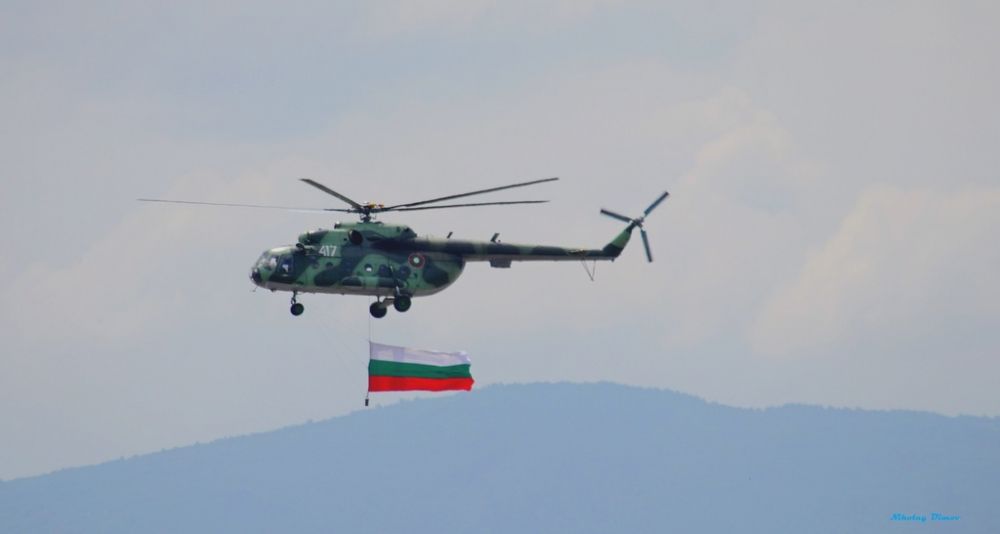 Извънредно в БЛИЦ! Станаха ясни имената на военните пилоти, загинали след падане на Ми-17 край Летище Пловдив 
