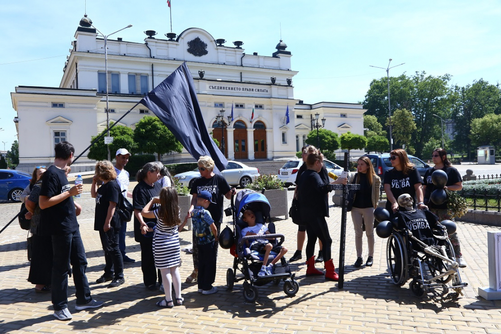 Внасят в парламента Законопроекта за личната помощ на омбудсмана Манолова