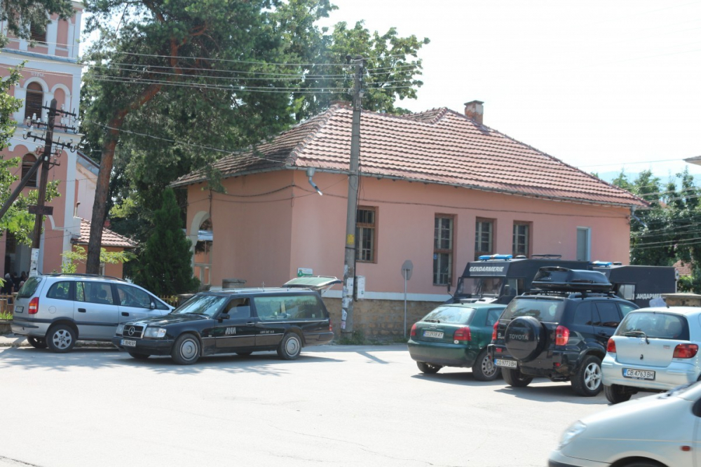 Жандармерия пази погребението на Марио Панчев (СНИМКИ)