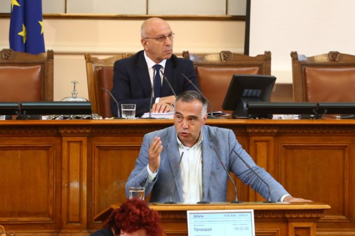 Антон Кутев отправи важно предупреждение към Камарата на строителите