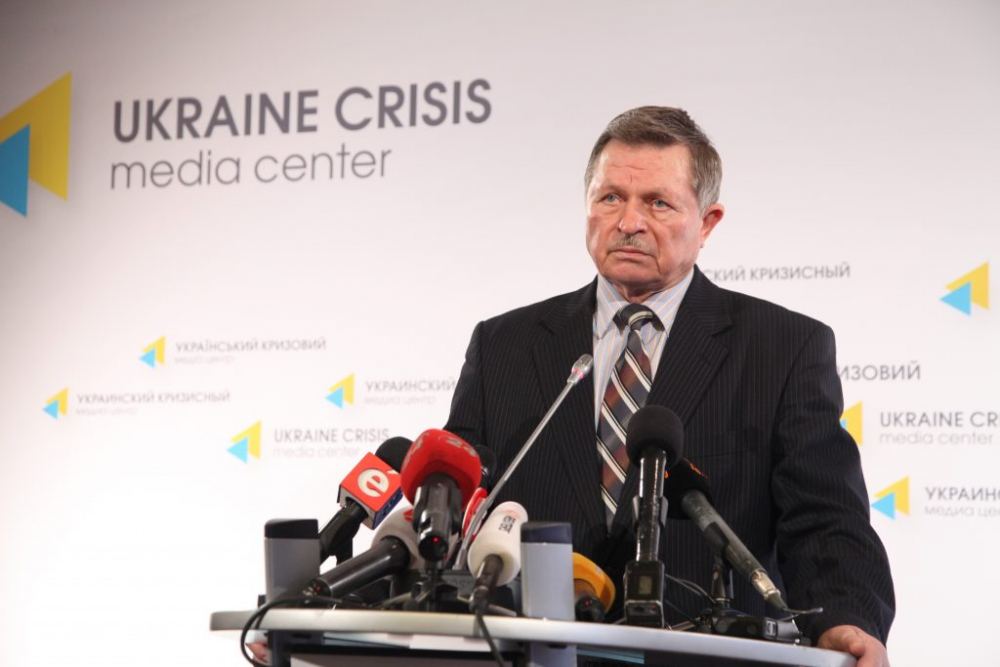 Украинският генерал Лопата предложи да бъде изкопан широк ров, който да отреже Крим от сушата