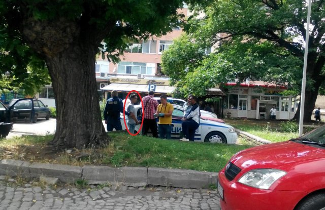 Само в БЛИЦ! Стана ясно с колко пари е задържан кметът на Войнягово (СНИМКИ)