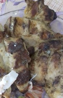 Русенец си купи вкусни пилешки пържоли, но когато ги сложи в чинията... (СНИМКИ)